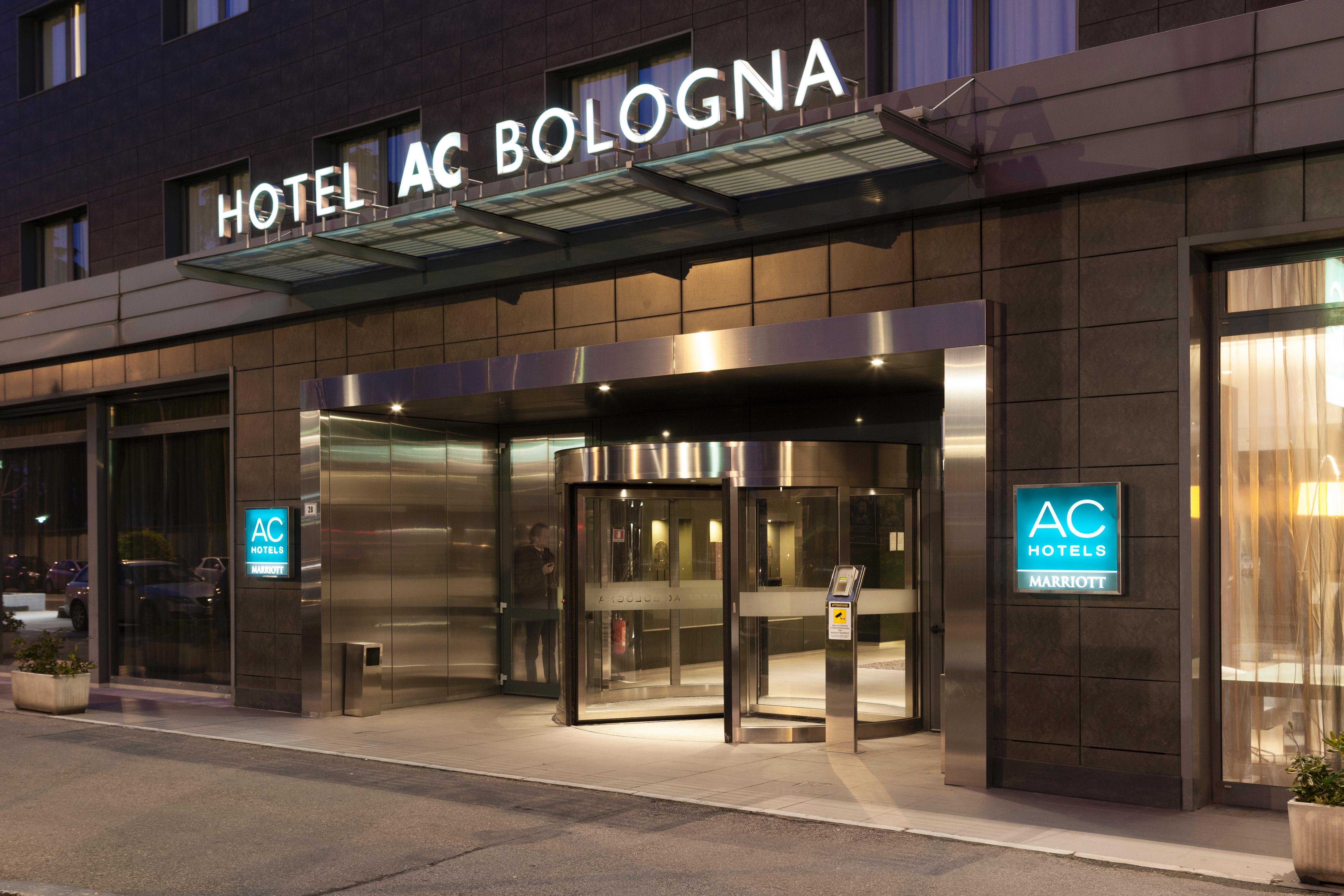 Ac Hotel Bologna By Marriott Экстерьер фото
